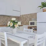 Hébergement de vacances La Casetta Bianca Loiri Porto San Paolo