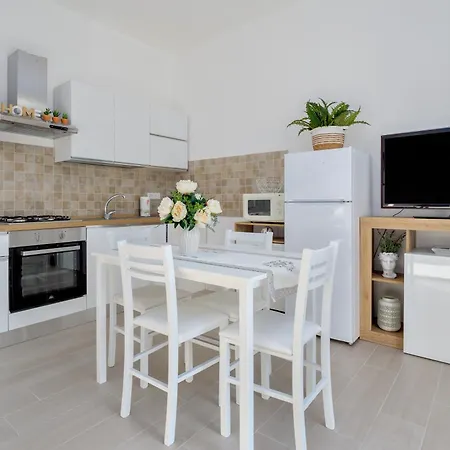 Hébergement de vacances La Casetta Bianca Loiri Porto San Paolo